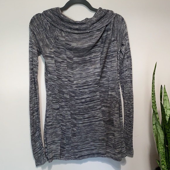 Grey cowl neck knit sweater - Picture 5 of 13